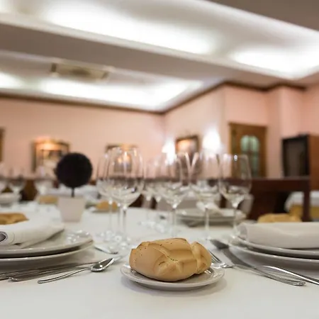 Colon Hotel