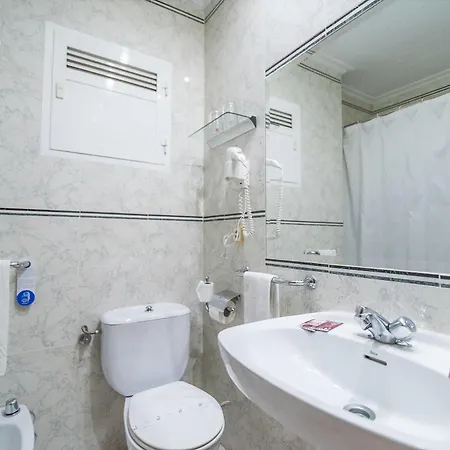 Hotel Colon 3*