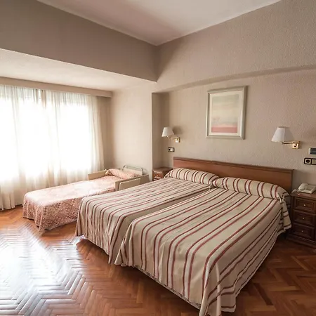 Hotel Colon 3*