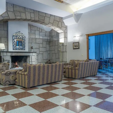 Hotel Colon